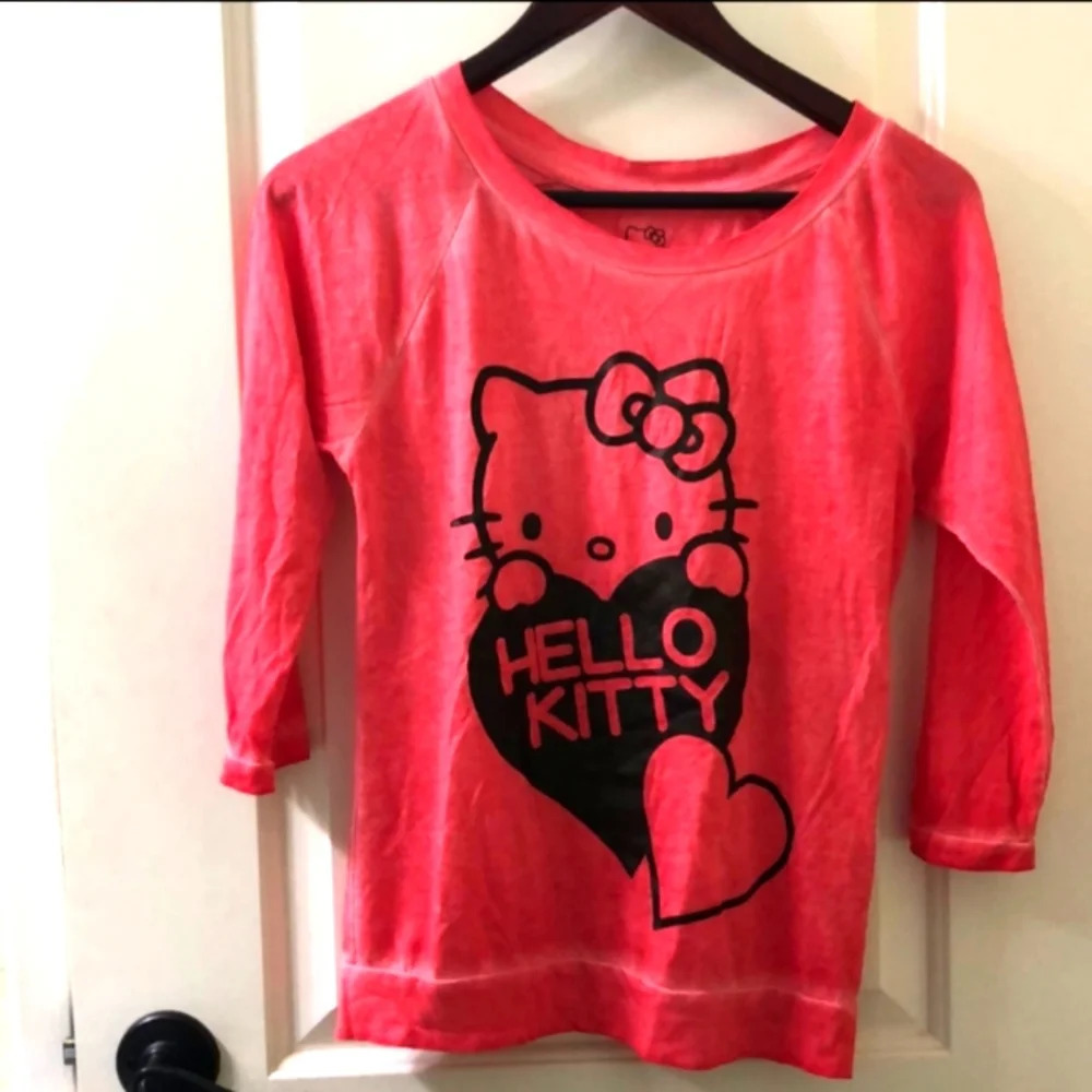 HELLO KITTY Red Long Sleeve Shirt, XS ❤️